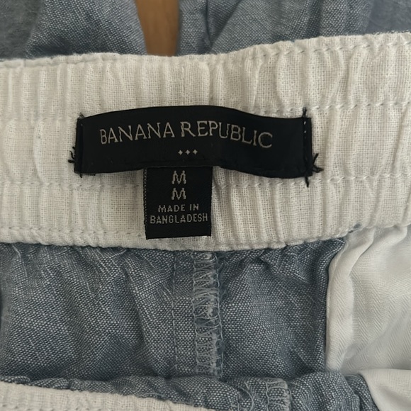 Banana Republic shorts. - Picture 3 of 3